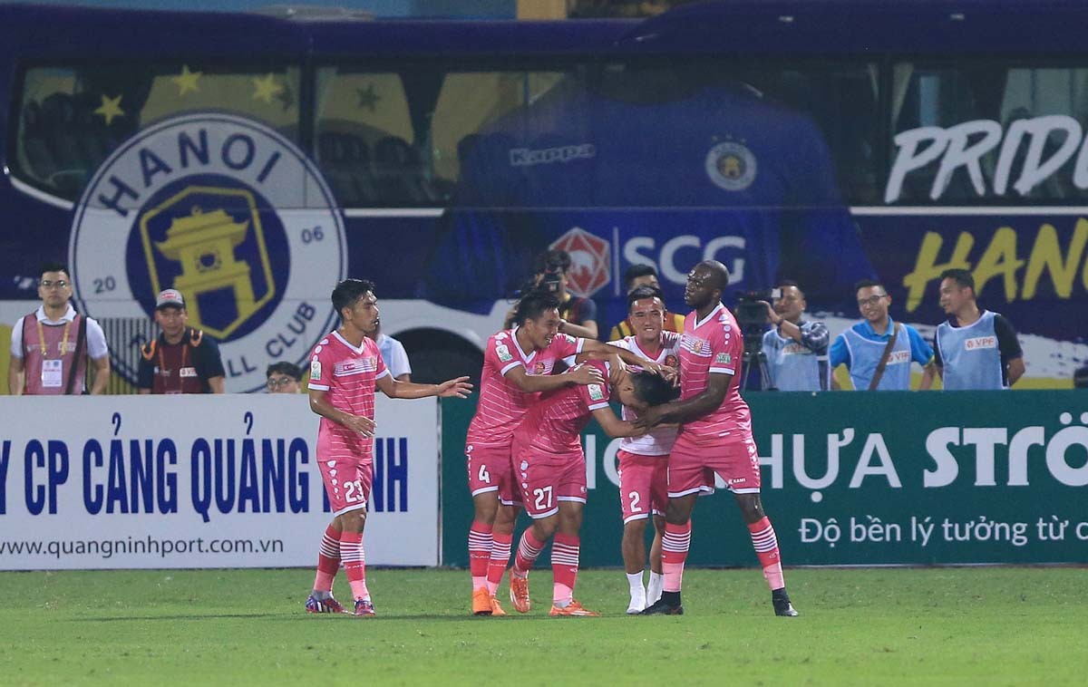 Hà Nội FC mất chuỗi bất bại bằng thất bại sấp mặt trước Sài Gòn FC - Ảnh 2.