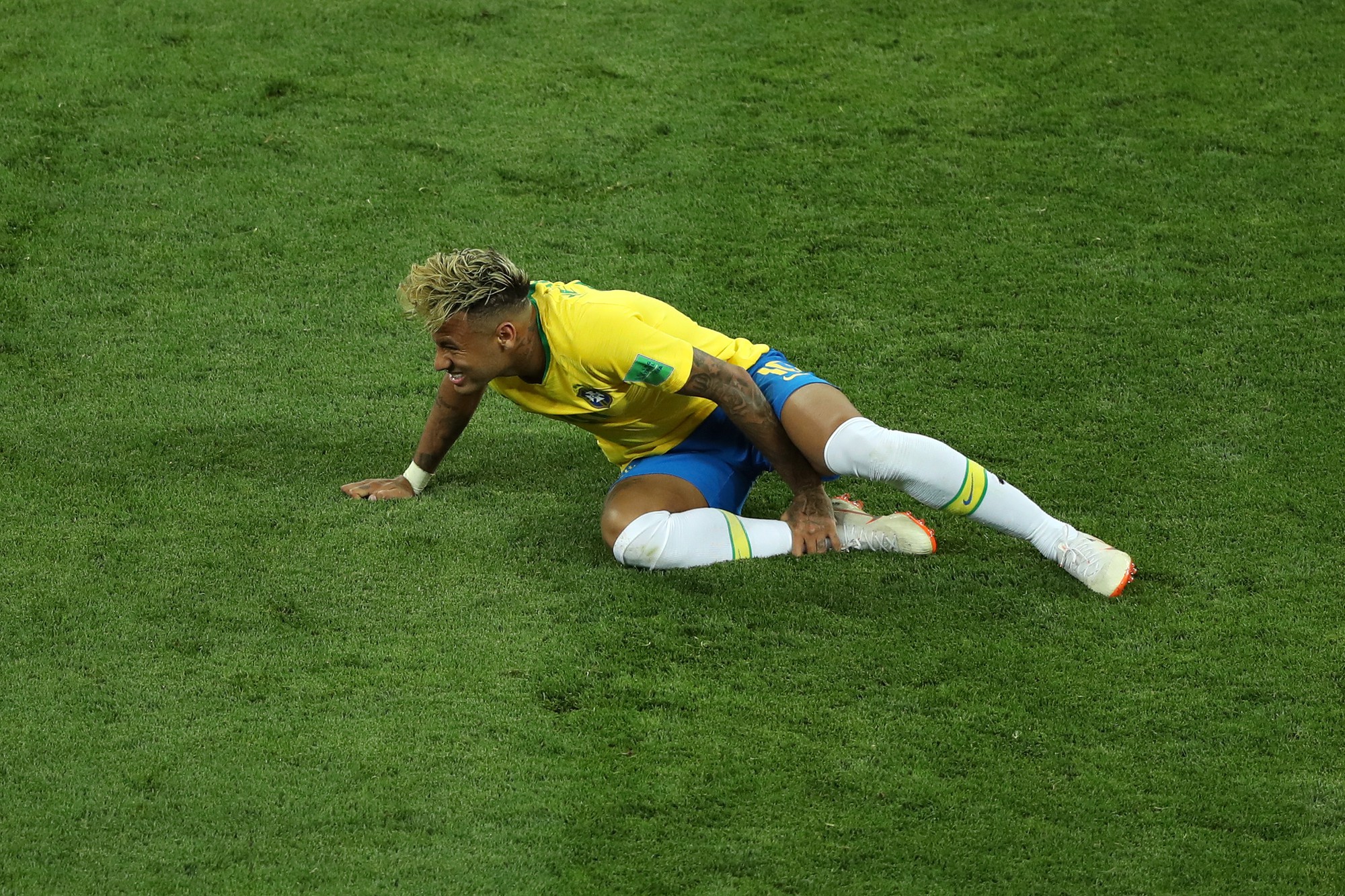 Coutinho lập siêu phẩm, Brazil vẫn bị Thụy Sỹ cầm chân trong ngày Neymar im tiếng - Ảnh 4.