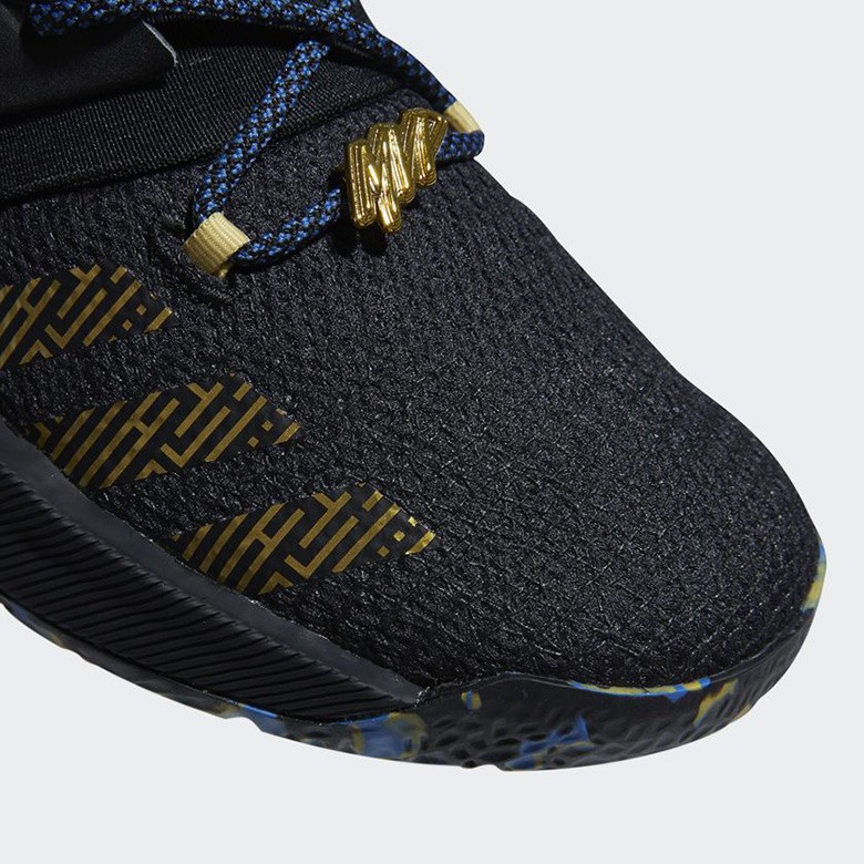 Adidas ra 3 mẫu giày khác nhau mừng MVP của James Harden, mặc dù NBA vẫn chưa công bố MVP - Ảnh 3.