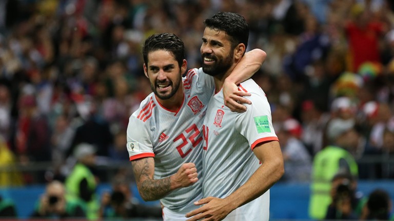 Diego Costa và VAR giúp Tây Ban Nha nhọc nhằn giành chiến thắng trước Iran - Ảnh 2.