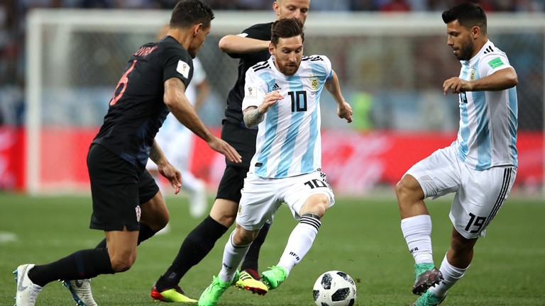 Messi đang bị tra tấn, tổn thương, khóc suốt vì giấc mơ World Cup! - Ảnh 2.