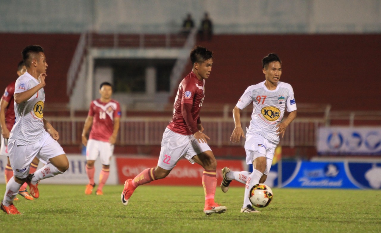Trực tiếp V.League 2018 vòng 15: Hoàng Anh Gia Lai - Sài Gòn FC - Ảnh 1.