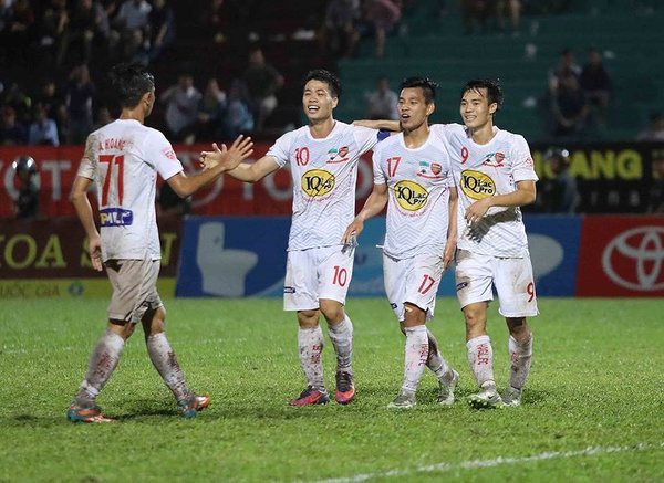 Sân Hàng Đẫy chỉ xếp sau Thiên Trường về lượng khán giả tại V.League 2018 - Ảnh 3.