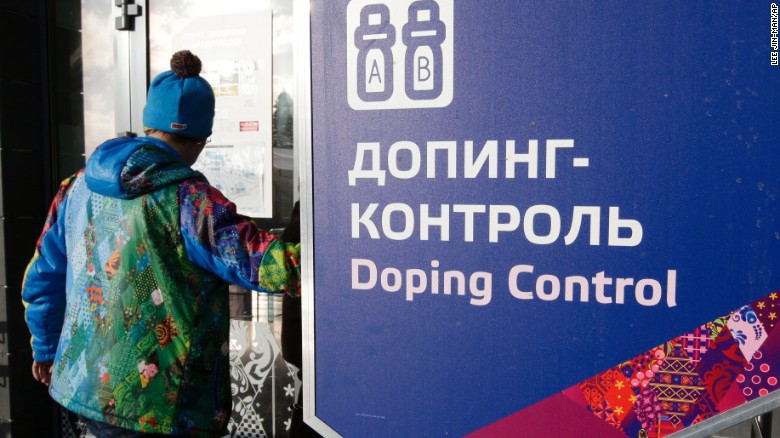 Bóng ma doping khiến cầu thủ đội tuyển Nga liên tục bị đè ra kiểm tra xét nghiệm - Ảnh 1.