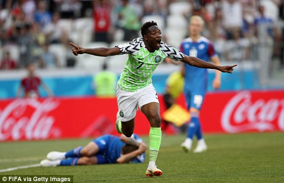 Musa tỏa sáng với cú đúp giúp Nigeria bất ngờ hạ gục Iceland  - Ảnh 4.