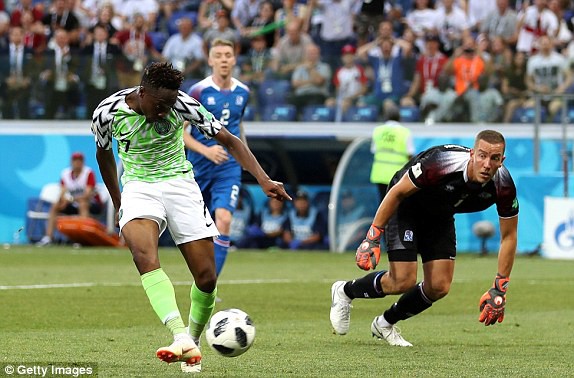 Musa tỏa sáng với cú đúp giúp Nigeria bất ngờ hạ gục Iceland  - Ảnh 5.