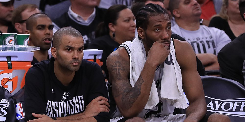 Nếu Spurs từng mắc sai lầm, hãy để huyền thoại đội bóng lên tiếng với Kawhi Leonard - Ảnh 1.