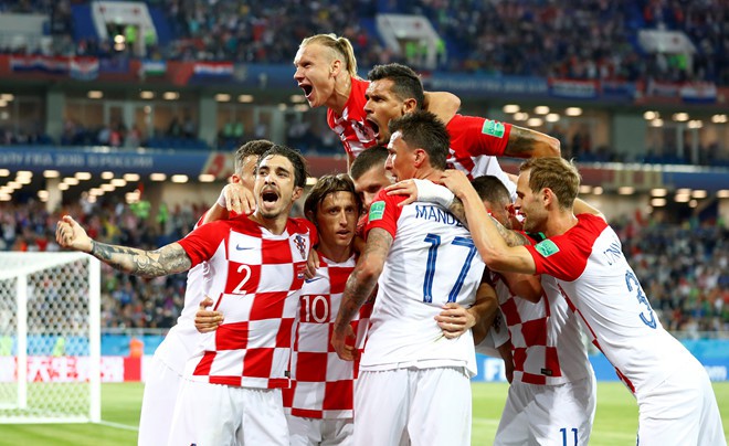 Đội tuyển Croatia chiến thắng nhờ... phép màu của Stipe Miocic? - Ảnh 1.
