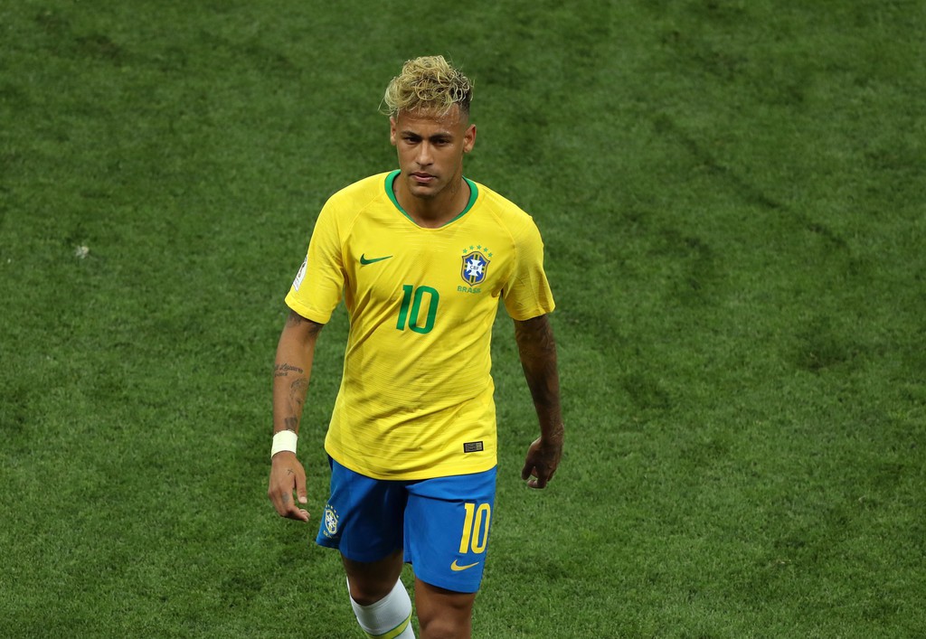 Brazil xoa dịu tâm lý Neymar để tránh nguy cơ bị treo giò nếu vào vòng 1/8 - Ảnh 1.