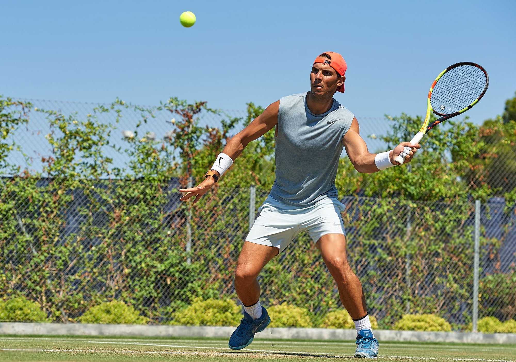 Tập luyện cật lực, Nadal đặt tham vọng ở cả Wimbledon 2018 - Ảnh 3.
