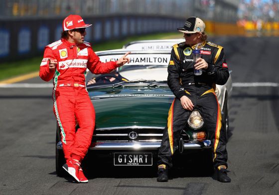 Đội McLaren muốn thay thế Alonso bằng Raikkonen từ mùa tới - Ảnh 1.