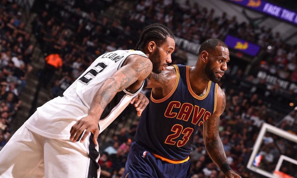 Los Angeles Lakers muốn có LeBron James? Hãy lấy Kawhi Leonard về trước đi đã - Ảnh 1.