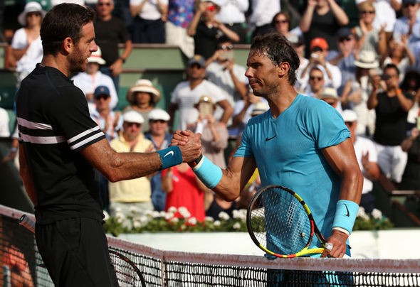 Wimbledon 2018: Roger Federer và Rafael Nadal rộng đường vào chung kết? - Ảnh 2.