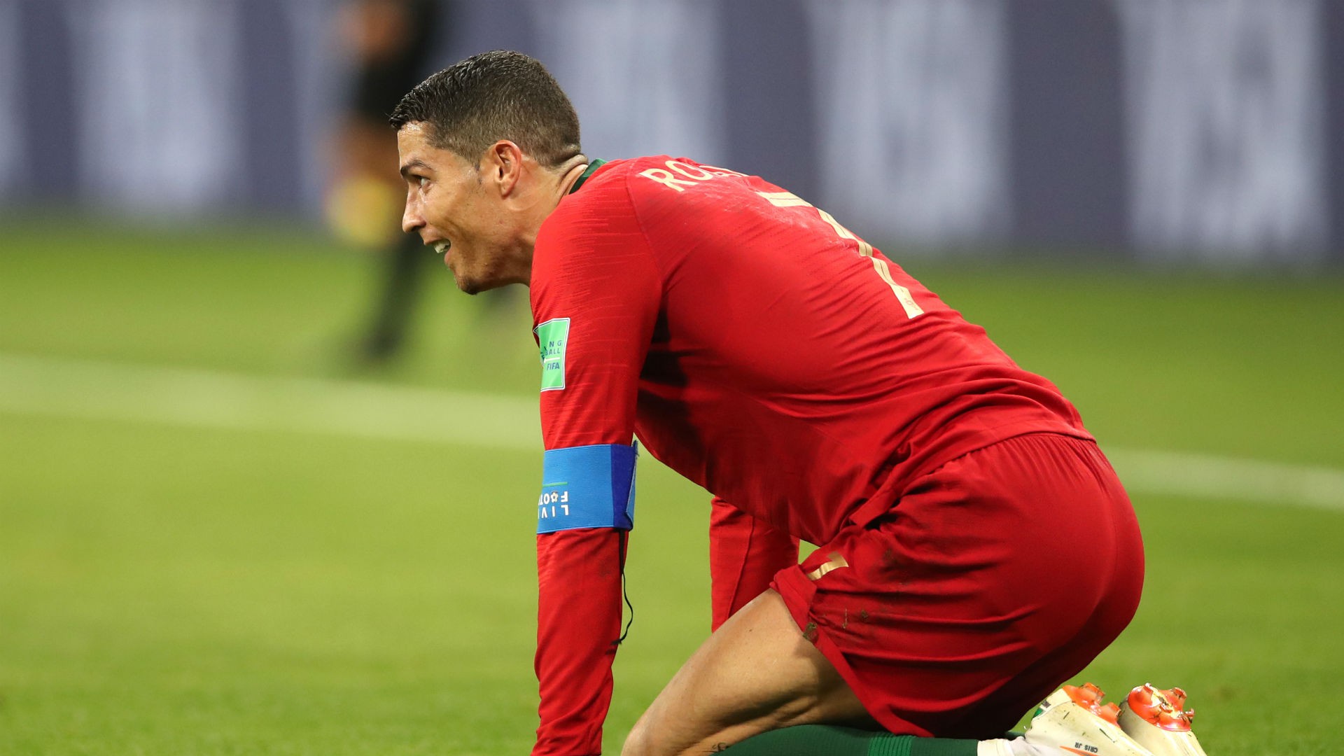 Truyền thông BĐN lo sợ Ronaldo bị ăn chân khi đối đầu Uruguay - Ảnh 7.