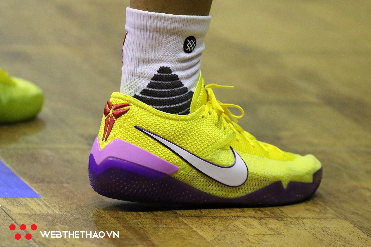 Vớ hồng là xưa rồi, Cantho Catfish giờ chơi hẳn giày đội với những mẫu Nike Kobe cực chất - Ảnh 5.