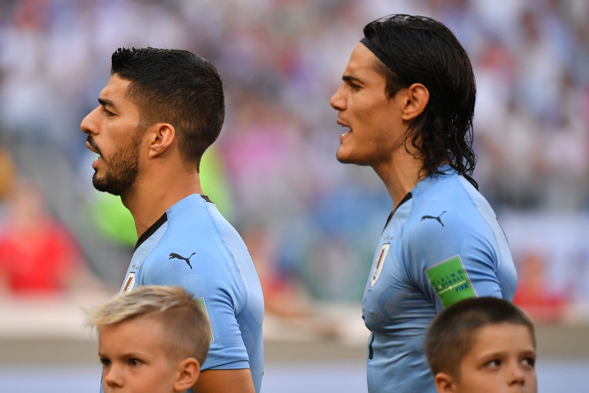 Một mình Ronaldo có đấu lại song sát Suarez - Cavani? - Ảnh 3.