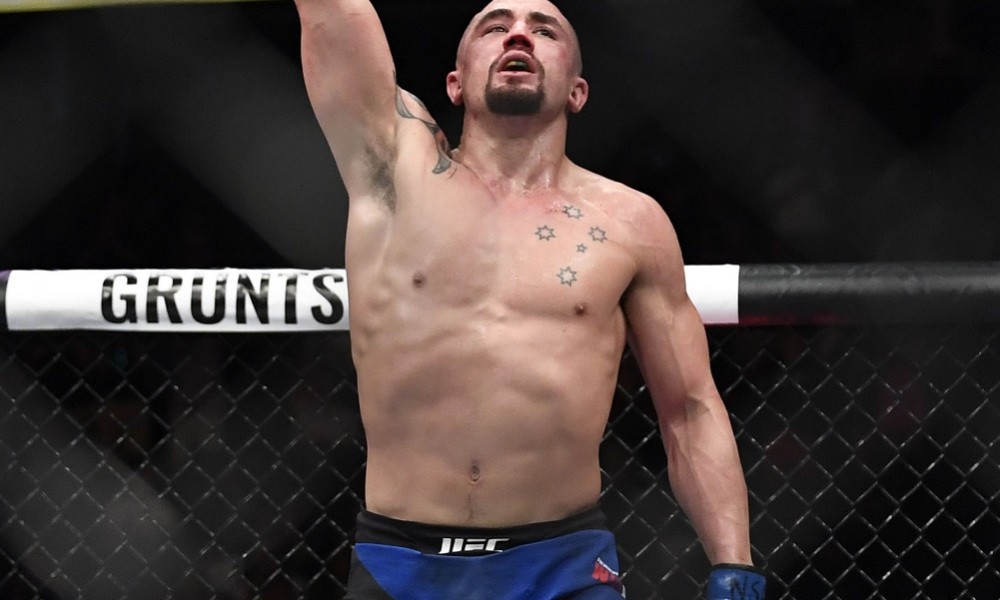 Robert Whittaker thừa nhận trận tái đấu với Yoel Romero không dễ xơi - Ảnh 1.