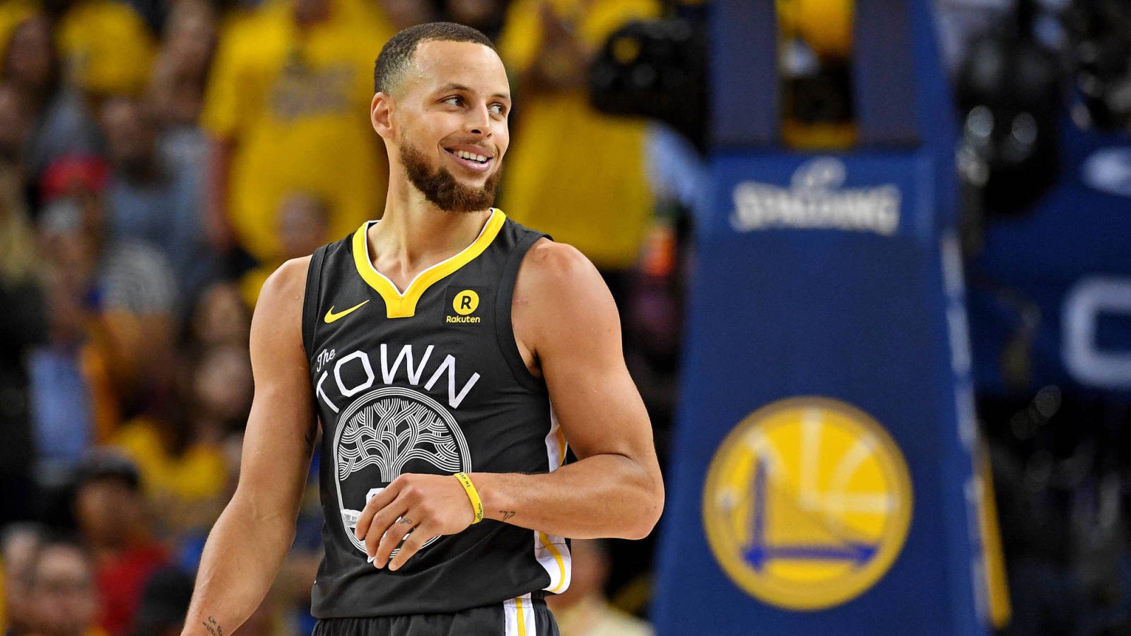 Kỷ lục 9 quả 3 điểm chưa là gì, Curry đang đẩy bản thân lên một giới hạn mới - Ảnh 2.