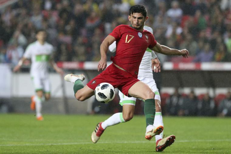 GHQT: Ronaldo chạm mốc kỷ lục, Bồ Đào Nha dễ dàng hạ gục Algeria - Ảnh 3.