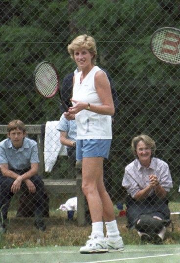 Maria Bueno: Nữ hoàng quần vợt và kỷ niệm đẹp với công nương Diana - Ảnh 4.