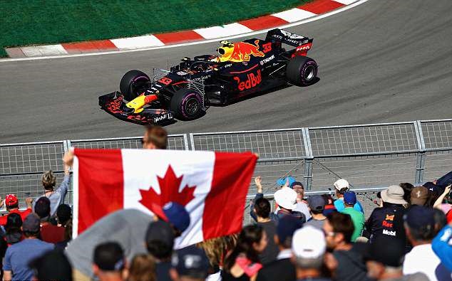 Đua thử Canada GP: Trẻ trâu Verstappen dẫn đầu trong ngày đua nhiều tai nạn - Ảnh 1.