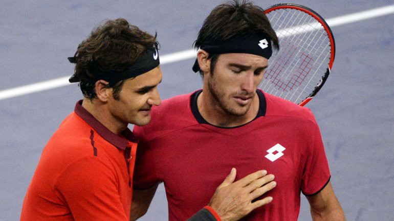 Federer bất ngờ nội chiến với vợ trước thềm Wimbledon - Ảnh 3.