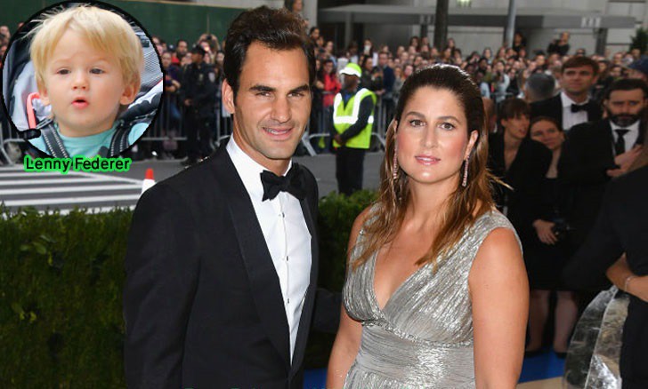 Federer bất ngờ nội chiến với vợ trước thềm Wimbledon - Ảnh 1.