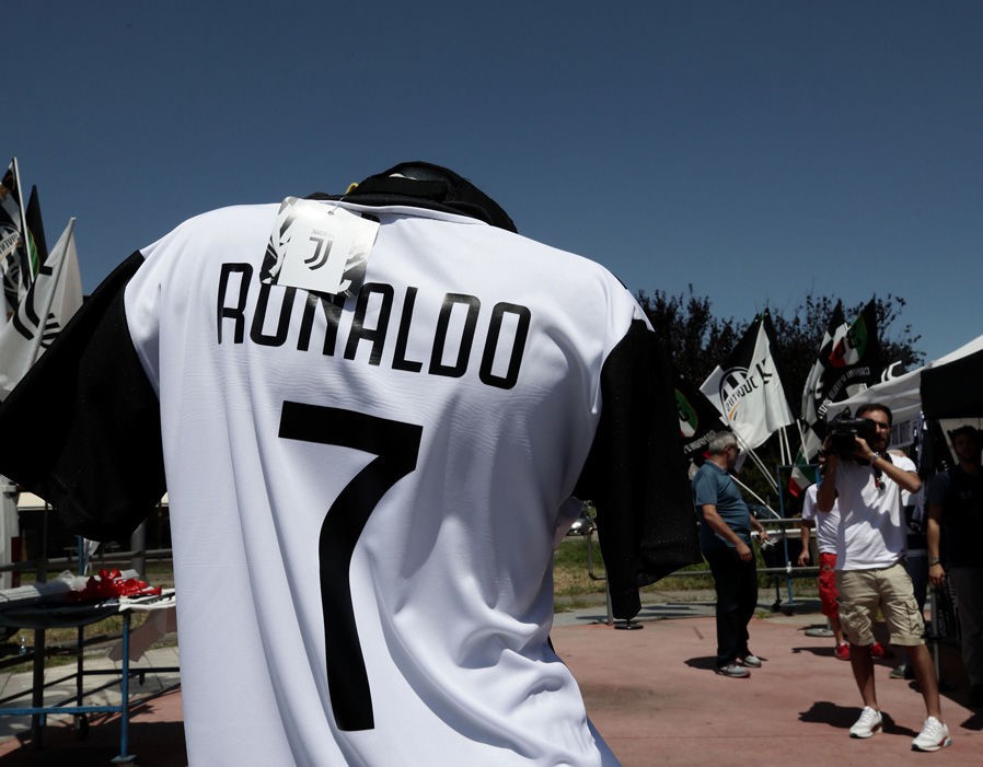 Chính thức: Real Madrid xác nhận Ronaldo đồng ý gia nhập Juventus - Ảnh 7.