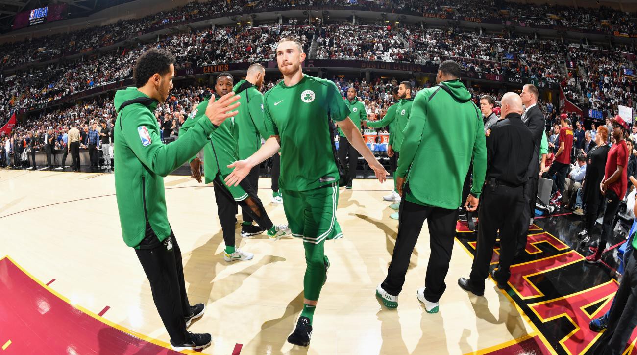 Jaylen Brown của Boston Celtics có lẽ là cầu thủ miền Đông duy nhất buồn khi LeBron James ra đi - Ảnh 2.