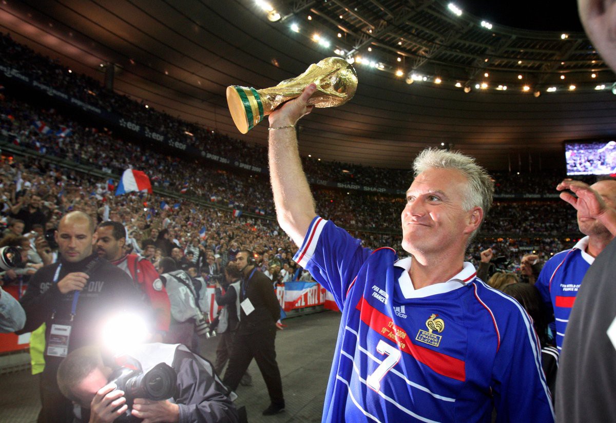 6 năm 2 trận chung kết, Didier Deschamps đi vào lịch sử với chức vô địch World Cup - Ảnh 8.