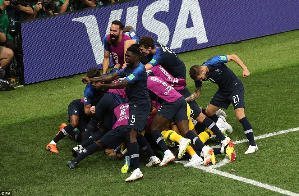 Vô địch World Cup, tuyển Pháp nhận được bao nhiêu tiền thưởng? - Ảnh 4.