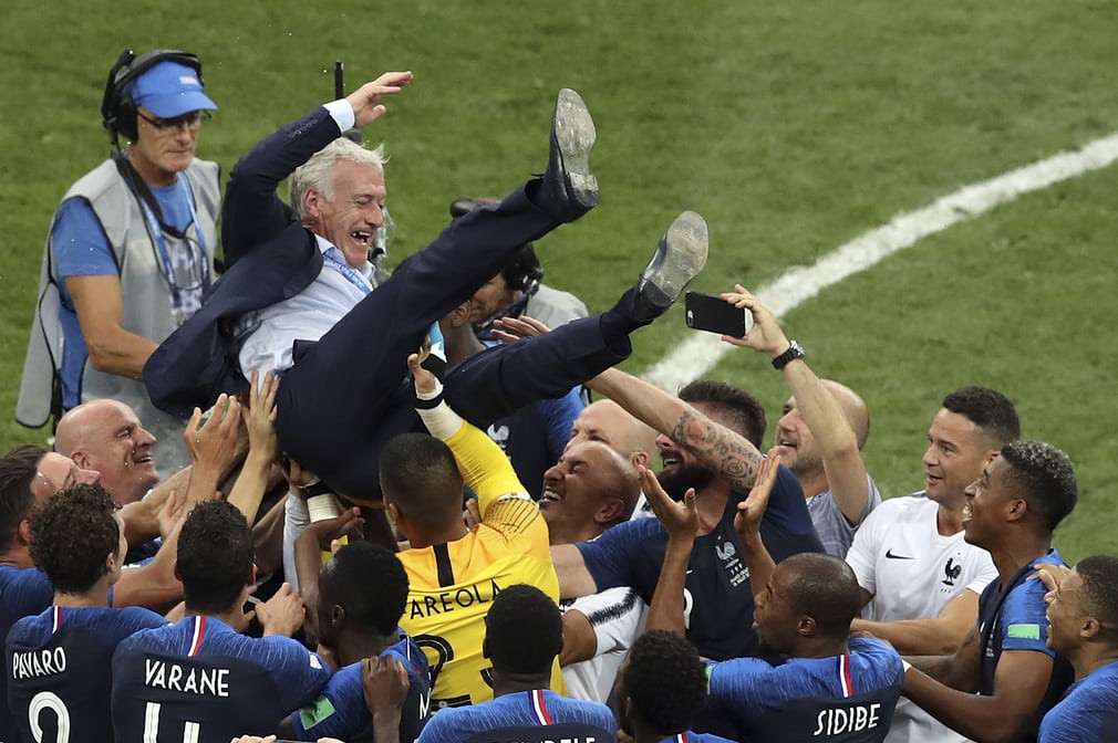 Vô địch World Cup, tuyển Pháp nhận được bao nhiêu tiền thưởng? - Ảnh 1.