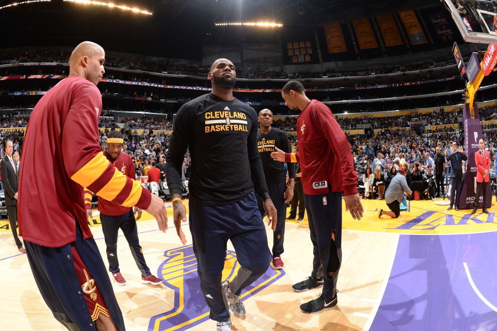 Liệu LeBron James và LaVar Ball có thể sống yên với nhau tại Lakers? - Ảnh 4.