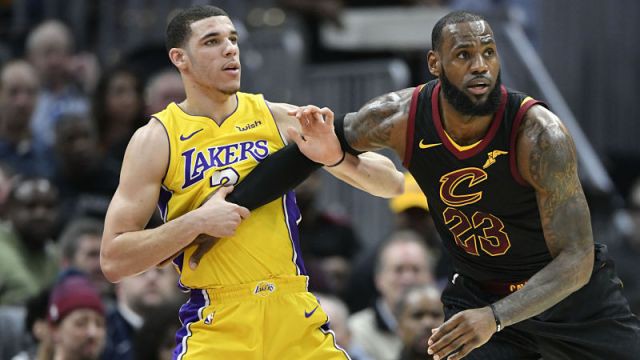 Liệu LeBron James và LaVar Ball có thể sống yên với nhau tại Lakers? - Ảnh 2.