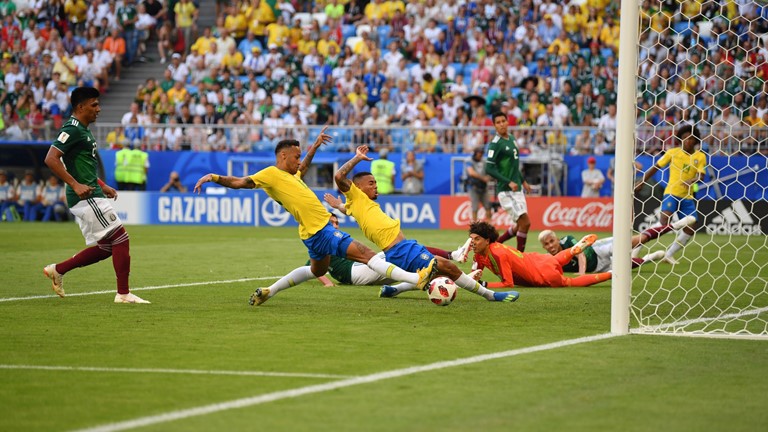 Neymar tỏa sáng, Brazil hạ gục Mexico tiến vào tứ kết - Ảnh 3.