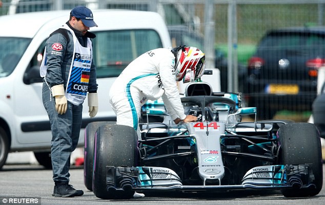 Đua phân hạng German GP: Hamilton bỏ cuộc, Vettel xuất sắc giành pole - Ảnh 1.