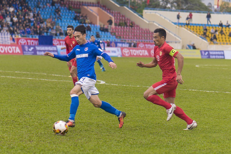 Trực tiếp V.League 2018 vòng 20: CLB TP. Hồ Chí Minh - Than Quảng Ninh - Ảnh 1.