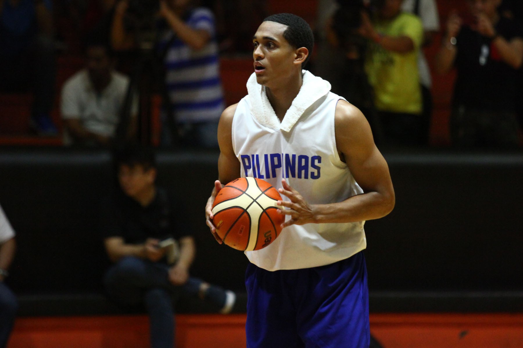 Muốn chơi lớn tại ASIAD 2018, Philippines tăng cường Jordan Clarkson của Cleveland Cavaliers - Ảnh 1.