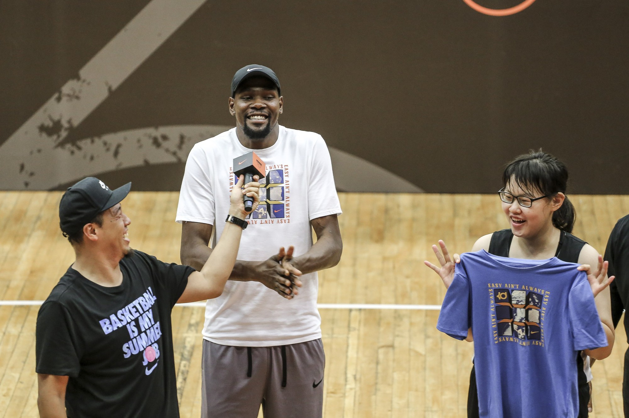 Đột nhập một buổi giao lưu và quảng bá thương hiệu Nike của Kevin Durant tại Trung Quốc - Ảnh 8.
