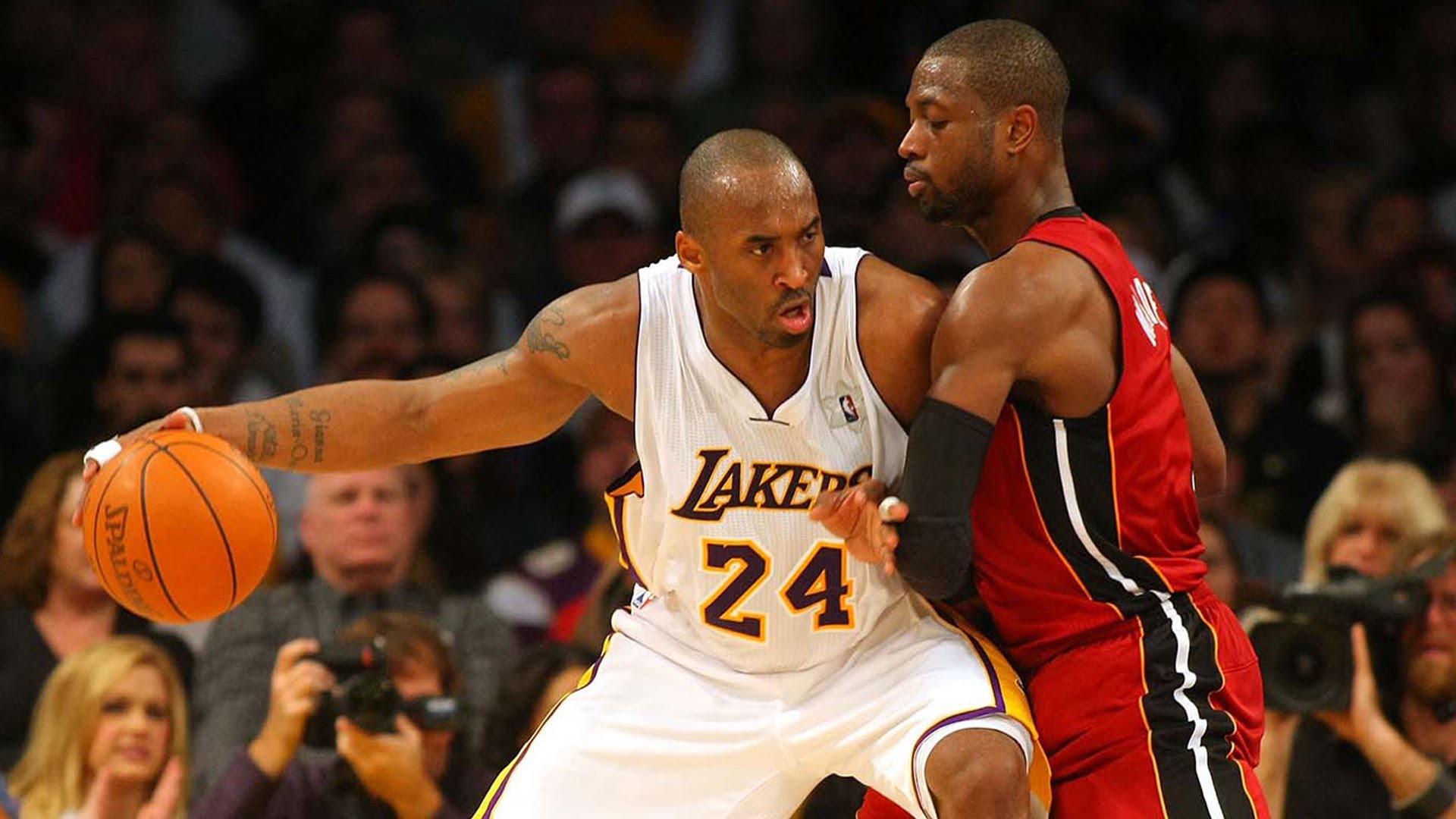 LA Lakers sẽ giúp LeBron James thay đổi lối chơi của mình như Kobe Bryant? - Ảnh 2.