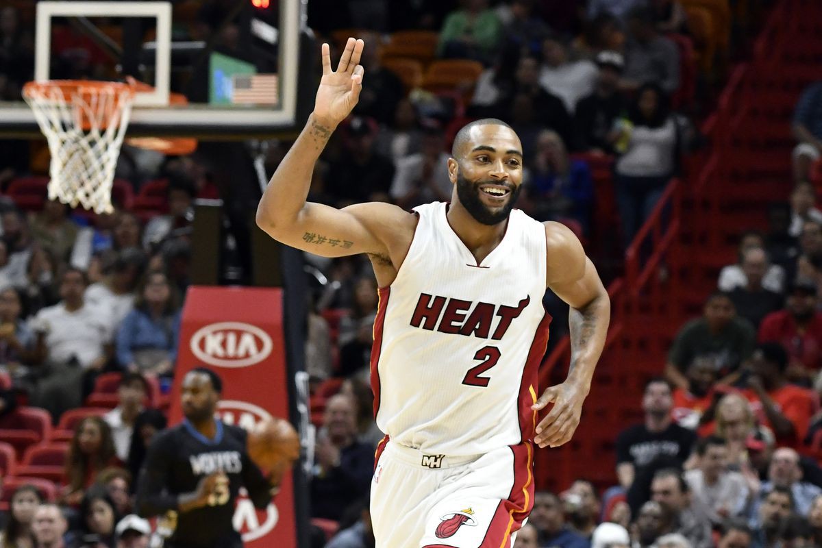 Carmelo Anthony sẽ ám ai kế tiếp, LeBron James, Chris Paul hay Dwyane Wade? - Ảnh 6.