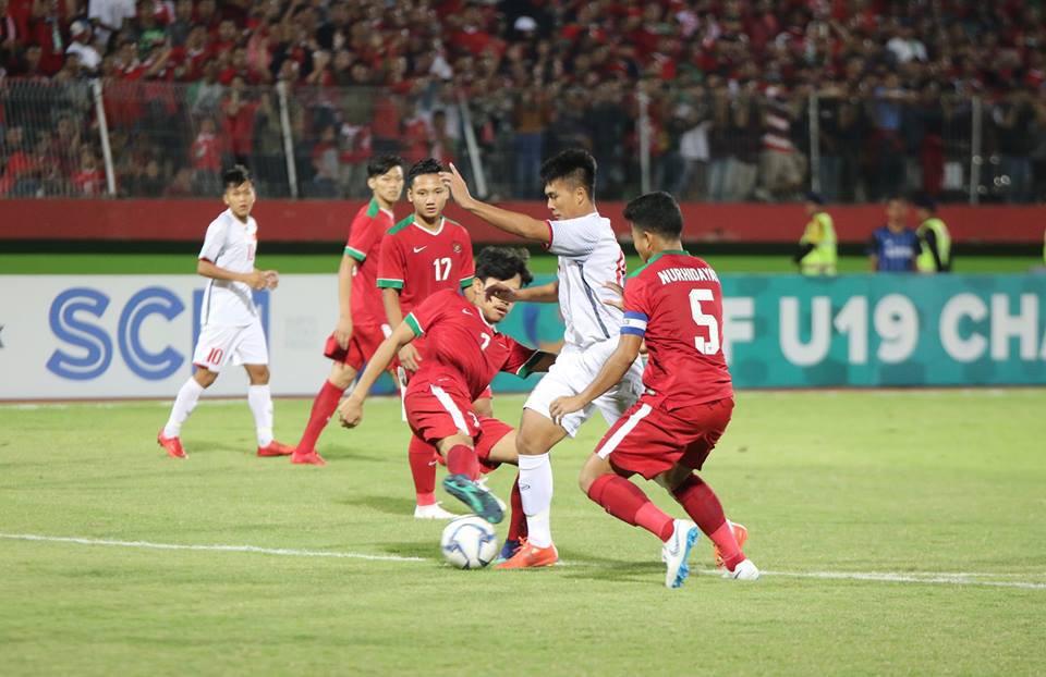 U19 Việt Nam thua Indonesia, nguy cơ bị loại từ vòng bảng lần thứ 2 liên tiếp - Ảnh 1.