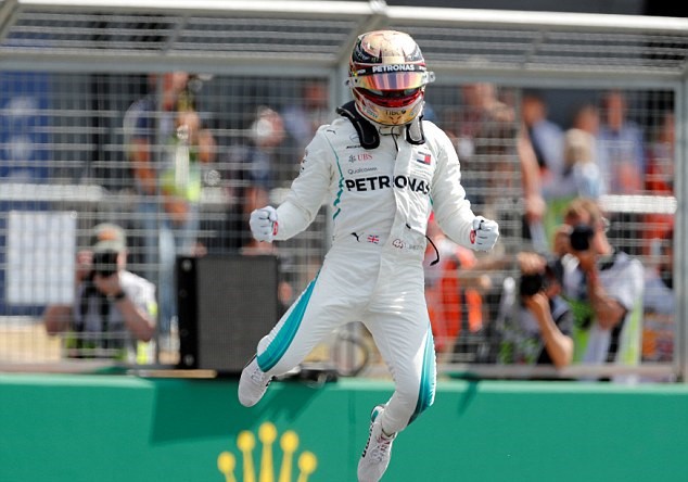 Đua phân hạng British GP: Hamilton giành pole lần thứ 6 tại Silverstone - Ảnh 1.
