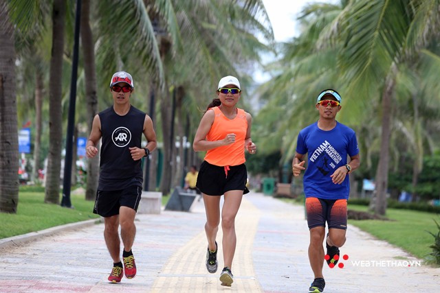 Mục kích đường chạy Manulife Danang International Marathon 2018 - Ảnh 3.