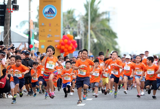 Chùm ảnh: Ronny Dash khởi động hoàn hảo cho Manulife Danang International Marathon 2018 - Ảnh 7.