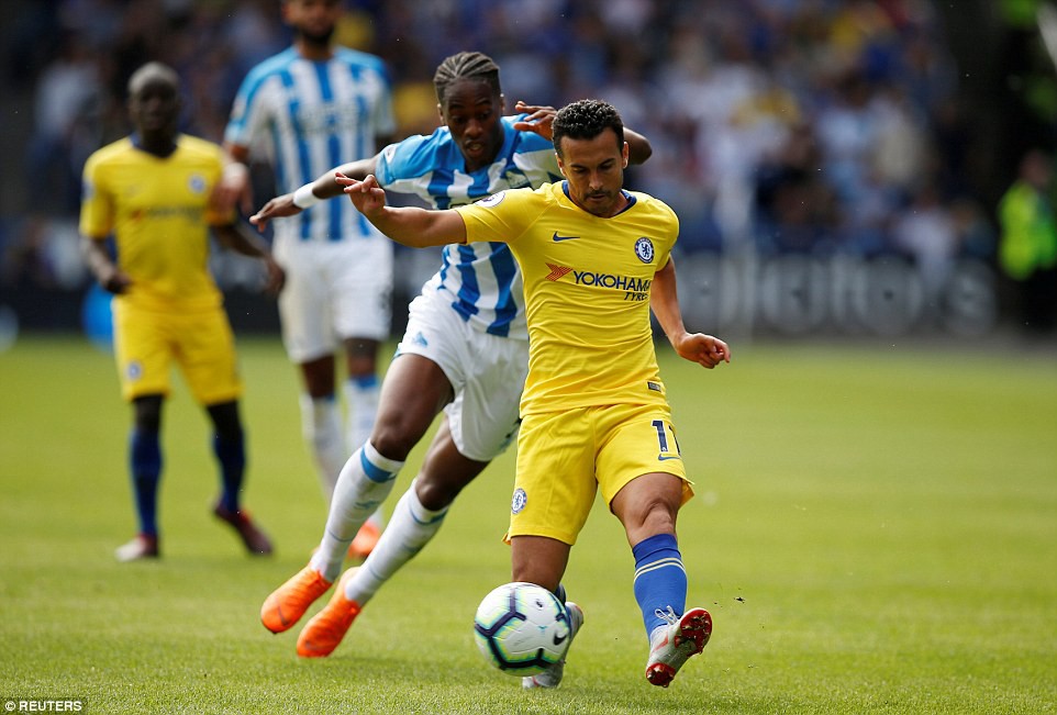 5 điểm nhấn đáng chú ý từ màn ra mắt của HLV Sarri ở trận Huddersfield - Chelsea - Ảnh 4.