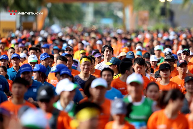 Chùm ảnh: Biển người tranh tài tại cự ly 5km Manulife Danang International Marathon 2018. - Ảnh 8.
