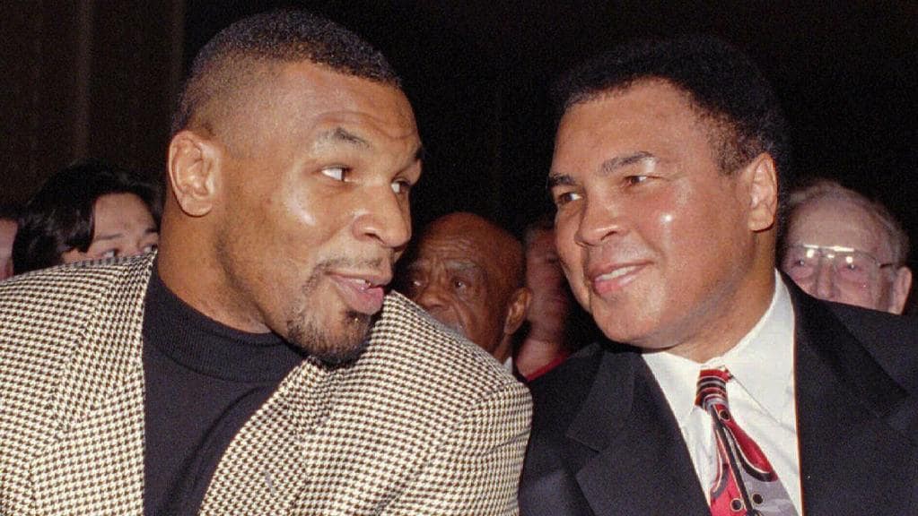 Mike Tyson: Tôi không có cửa để đánh bại Muhammad Ali! - Ảnh 1.