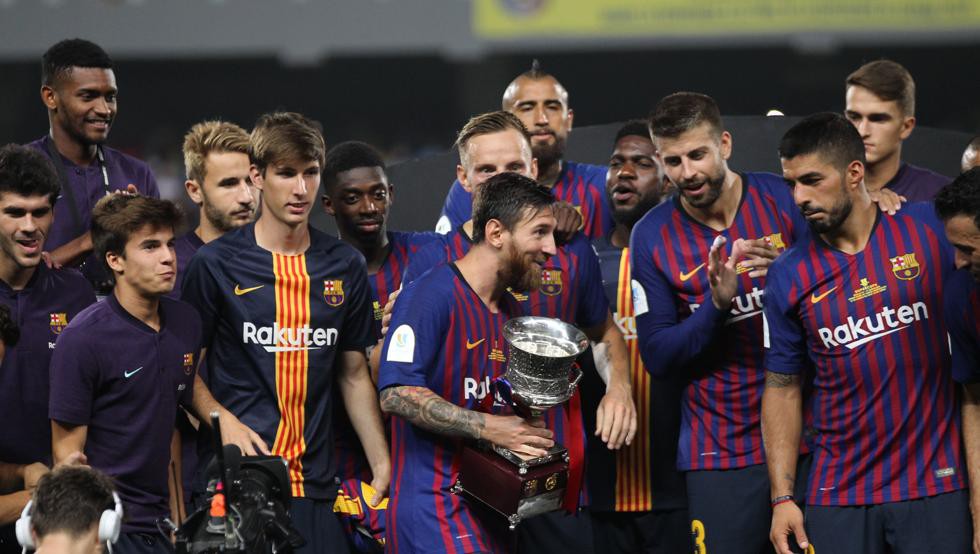 Vô địch Siêu cúp TBN, Messi lập kỷ lục về số danh hiệu giành được cùng Barcelona - Ảnh 2.