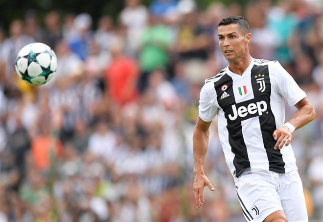 Verona vào trạng thái... chống khủng bố trong ngày đón Ronaldo ở vòng mở màn Serie A 18/19 - Ảnh 1.